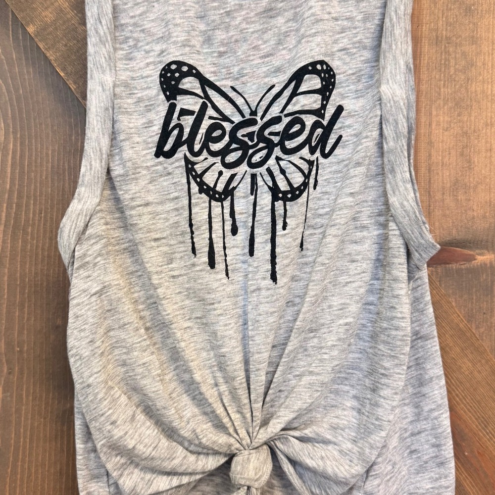 No Boundaries Muscle Tank Women S Gray Good Blessed Butterfly Knot Front Tee